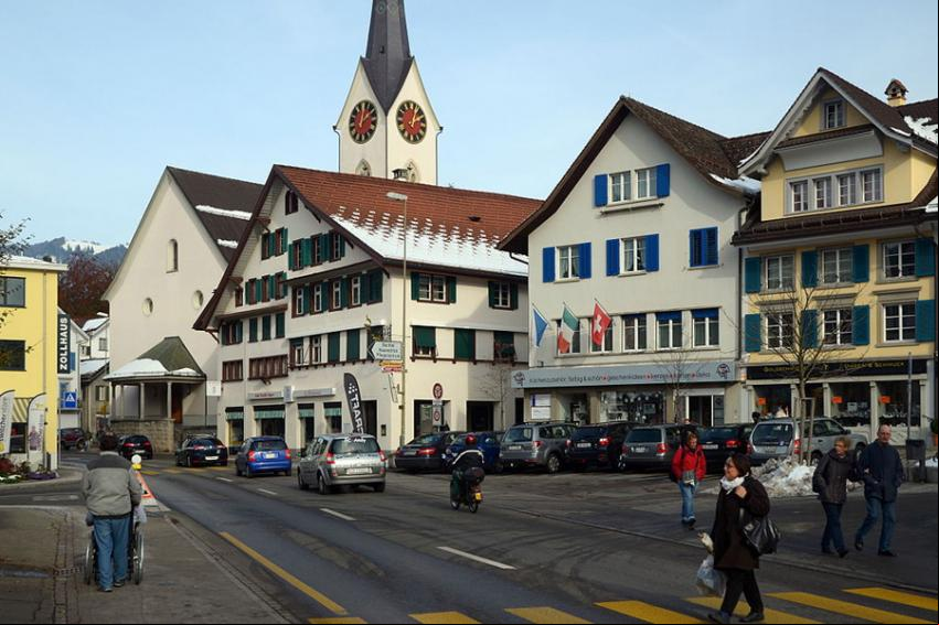 Centro Comercial de Zurique - Foto: Roland Zh (Licen
